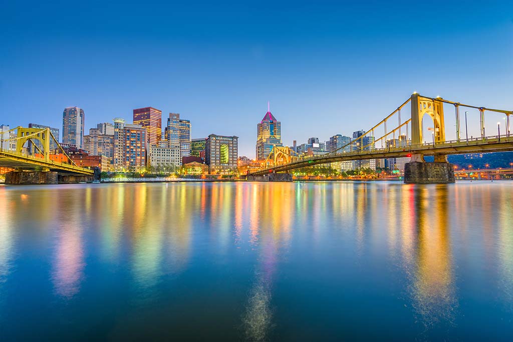 Pittsburgh, Pennsylvania, USA skyline on the Allegheny River.